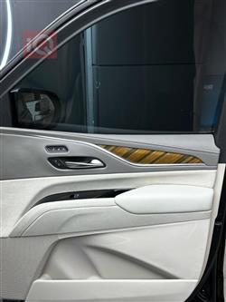 كاديلاك اسكاليد